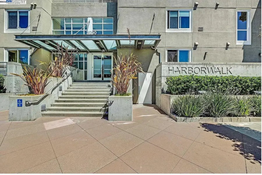3090 Glascock Street  #102, Oakland, CA 94601 - #3
