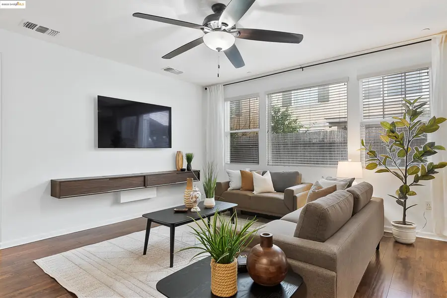 322 Pacifica Dr, Brentwood, CA 94513 - Image #3