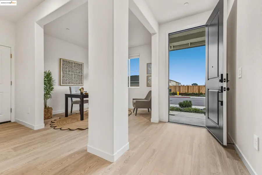 645 Channel Cir, Oakley, CA 94561 - Image #3