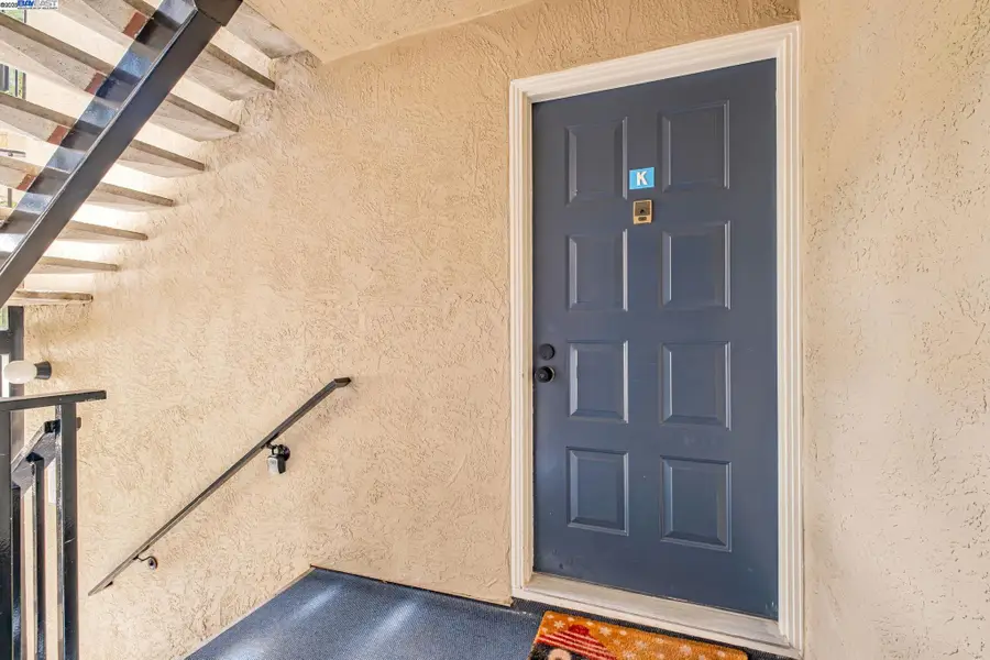 1960 Barrymore Common  #K, Fremont, CA 94538 - Image #3