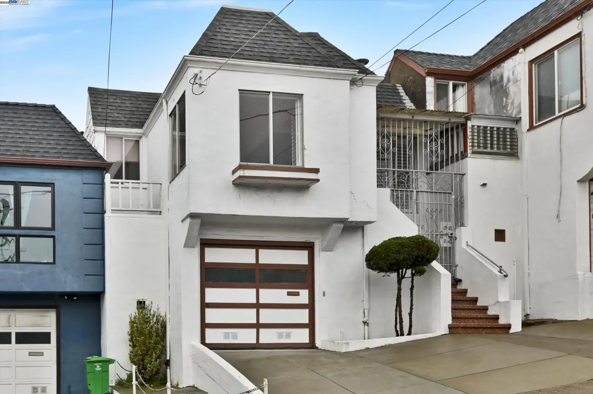 86 Apollo, San Francisco, CA 94124 - Image #1