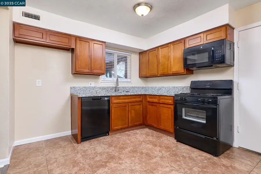 2171 Meadowview Rd, Sacramento, CA 95832 - Image #3