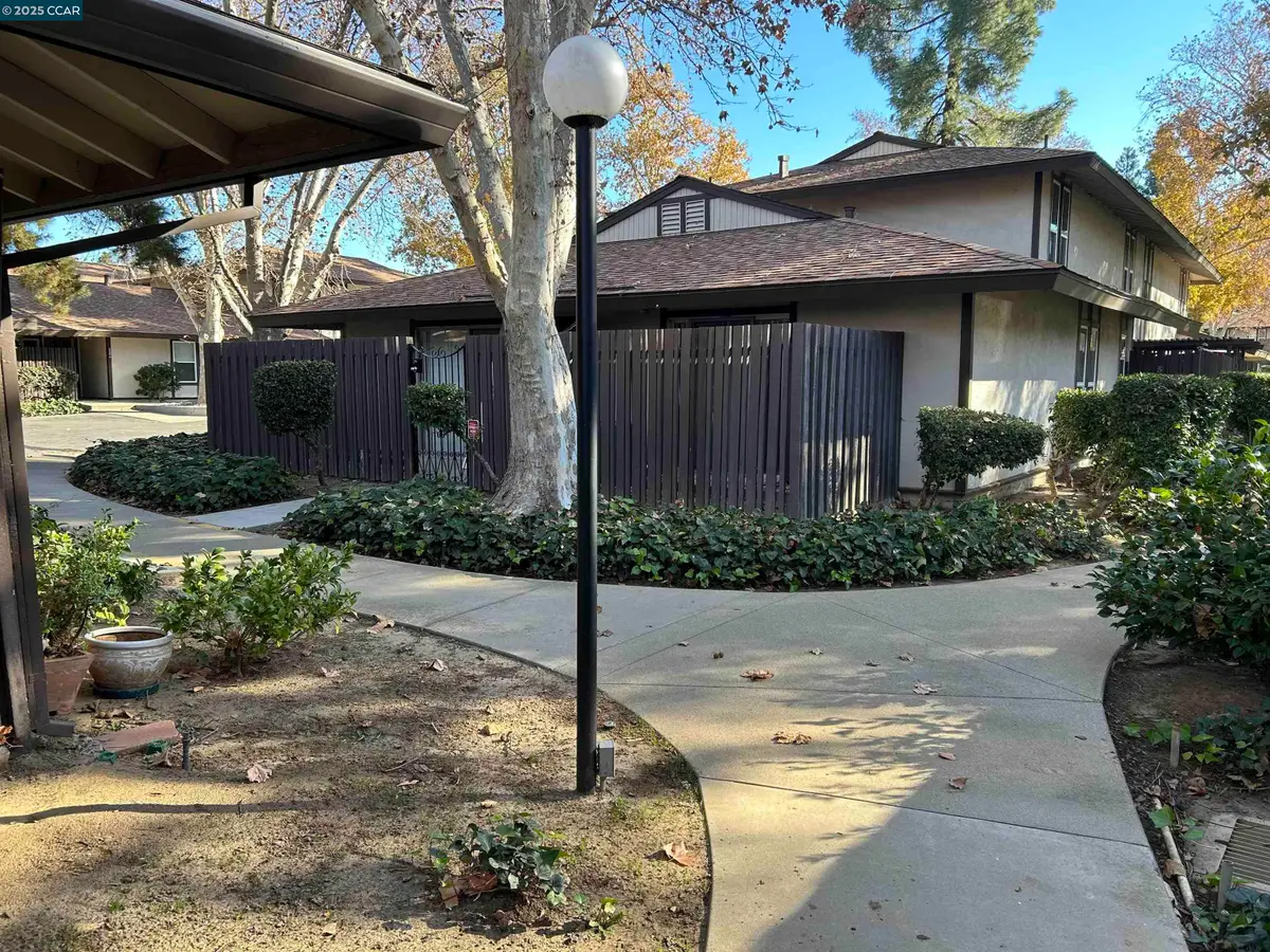 5451 Roundtree PL, Concord, CA 94521 - Image #1