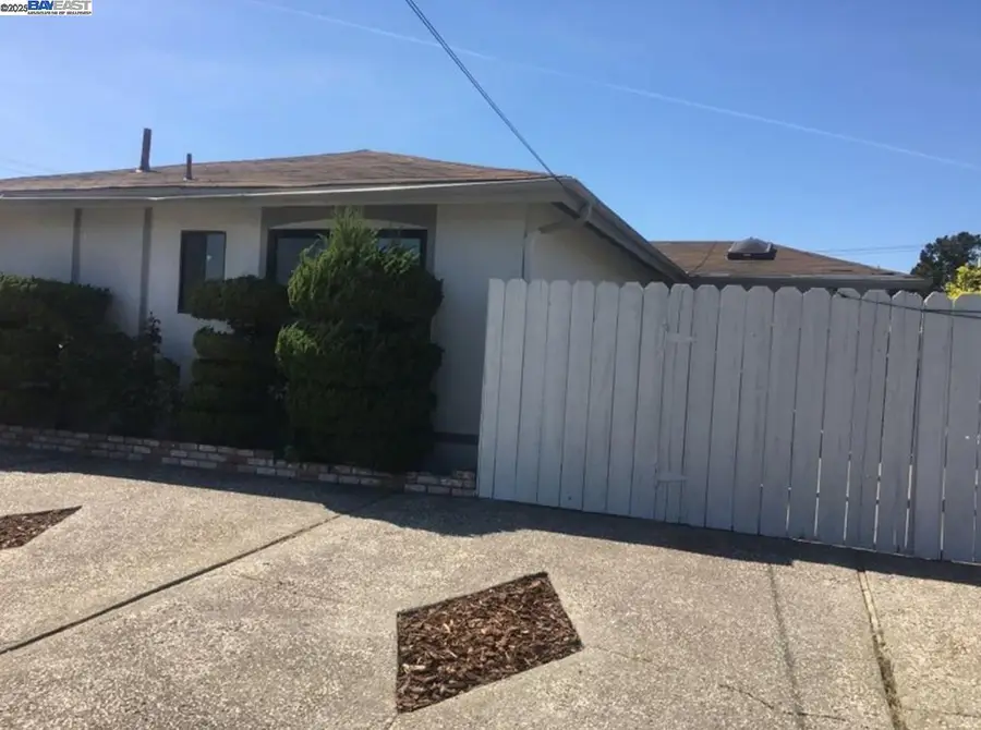 2459 Driftwood Way, San Leandro, CA 94577 - Image #2