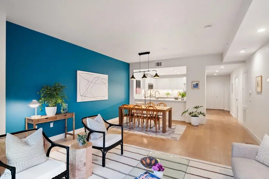 6465 San Pablo Ave  #206, Oakland, CA 94608 - Image #2