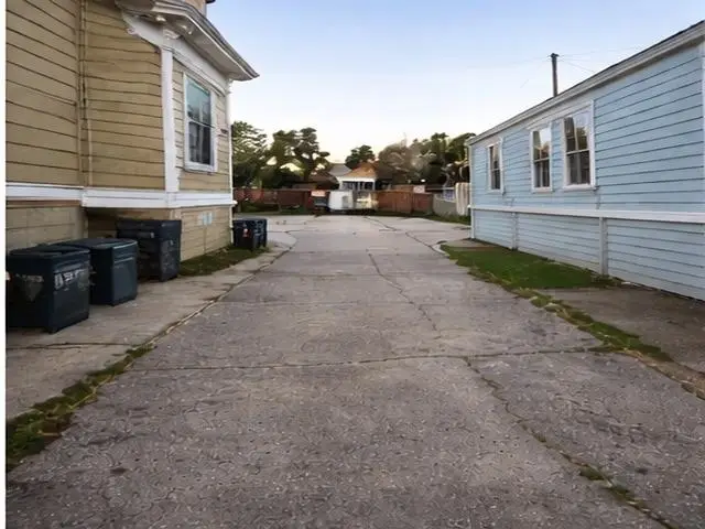 874 Isabella St, Oakland, CA 94607 - Image #2