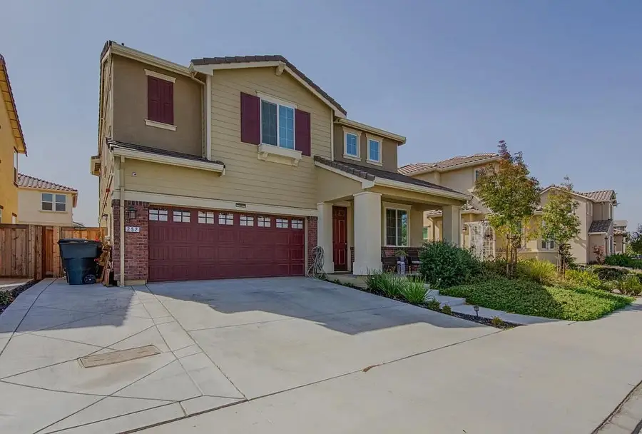 252 Lasata Dr, Tracy, CA 95377 - Image #2