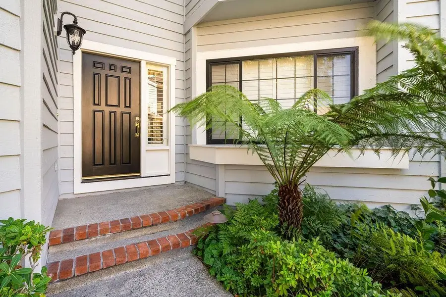 207 Kingswood Ct, Danville, CA 94506 - Image #2