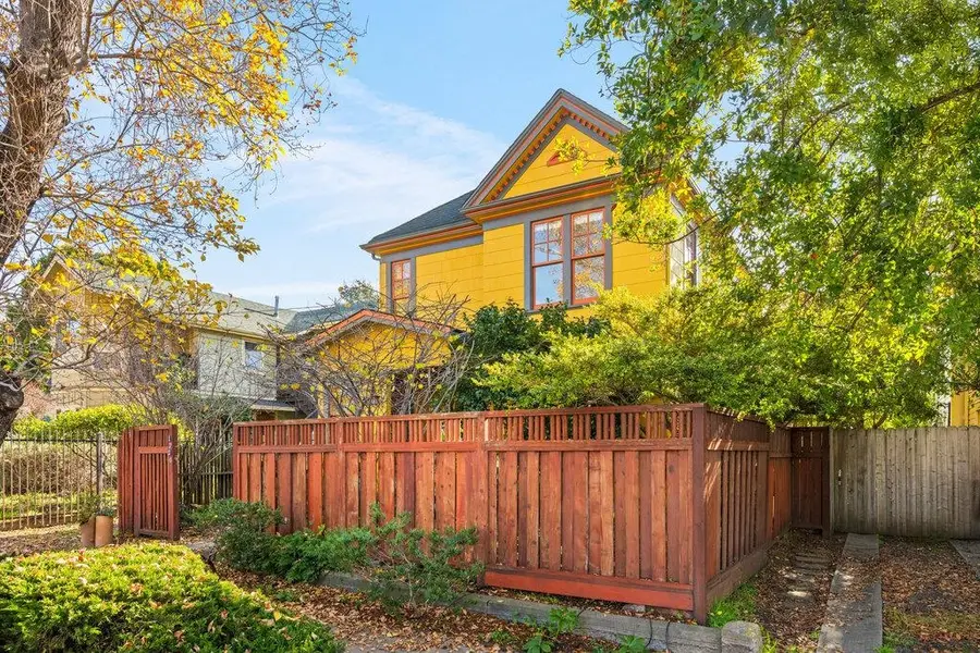 1726 Parker St  #2, Berkeley, CA 94703 - Image #2