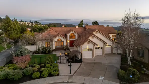 5121 Pinecrest Dr, OAKLAND, CA 94605