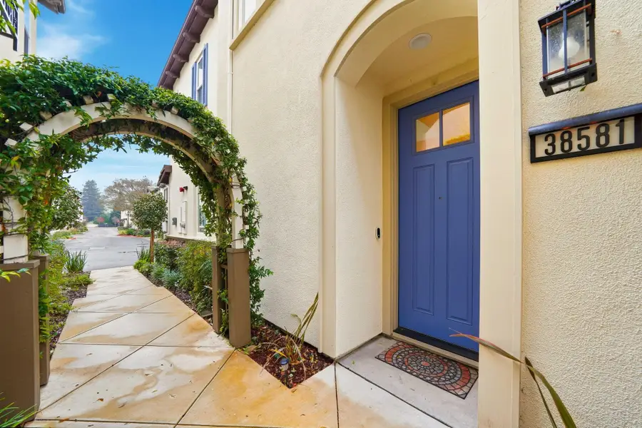 38581 Aventura, Fremont, CA 94536 - Image #3
