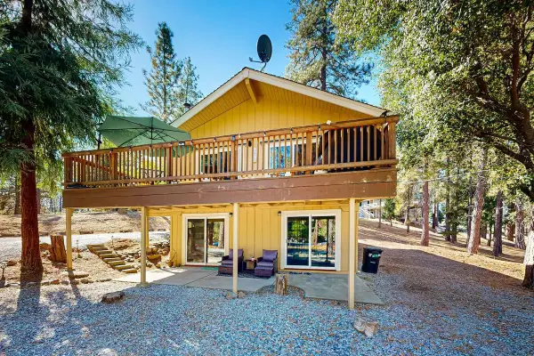 19385 Ferretti Rd., GROVELAND, CA 95321