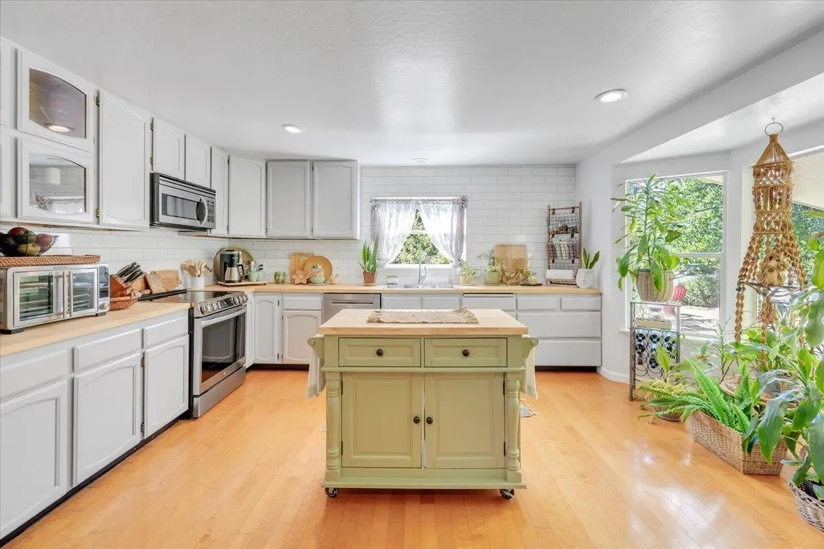 18475 Hershey Rd, Tuolumne, CA 95379 - Image #1