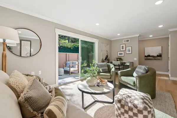 2133 Tice Creek  #4, WALNUT CREEK, CA 94595