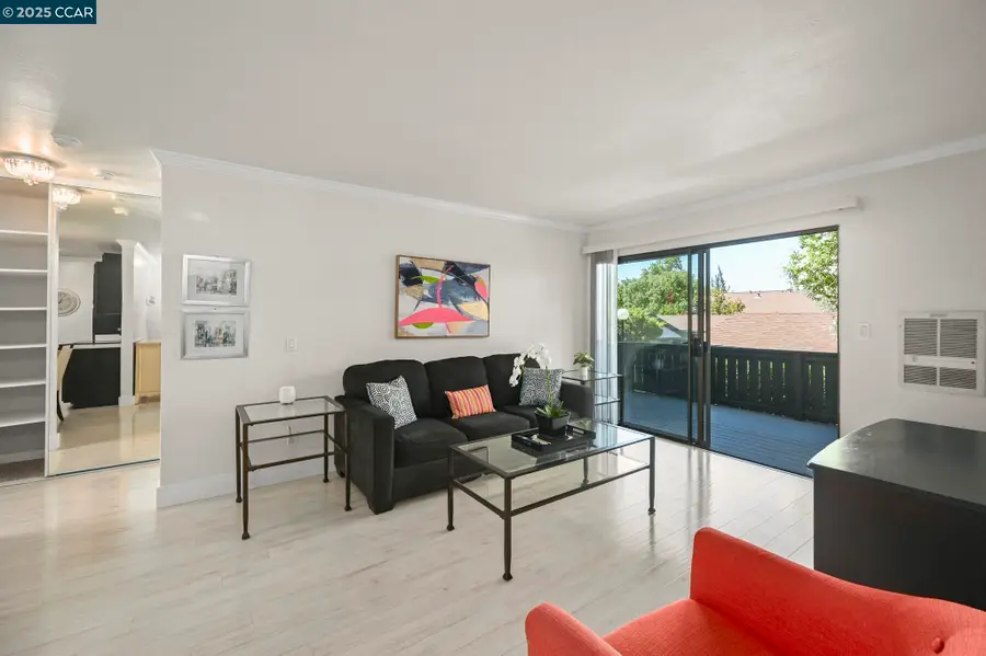 1411 Marchbanks Dr  #2, Walnut Creek, CA 94598 - Image #3