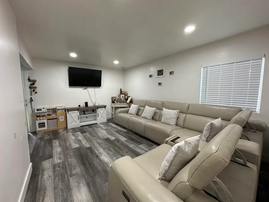 418 Douglas Ave, Oakland, CA 94603 - Image #3