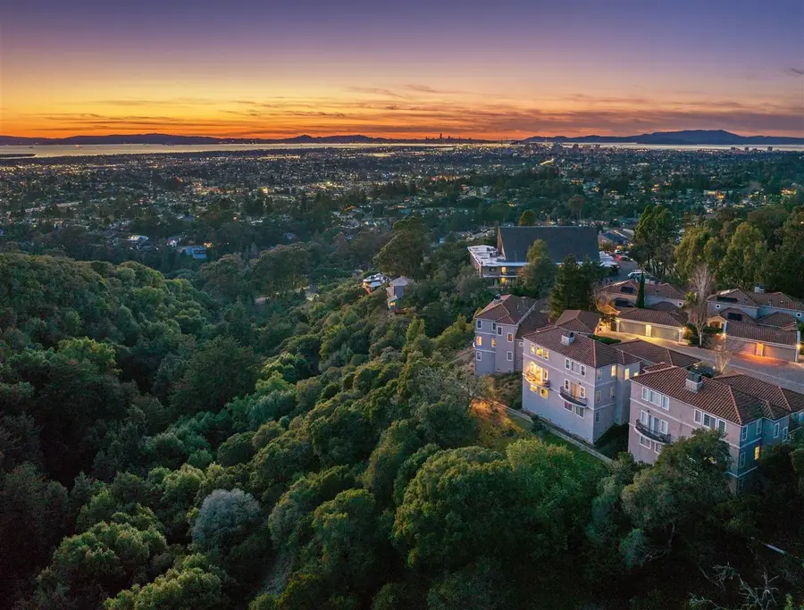 4630 Redwood Rd, Oakland, CA 94619 - Image #2