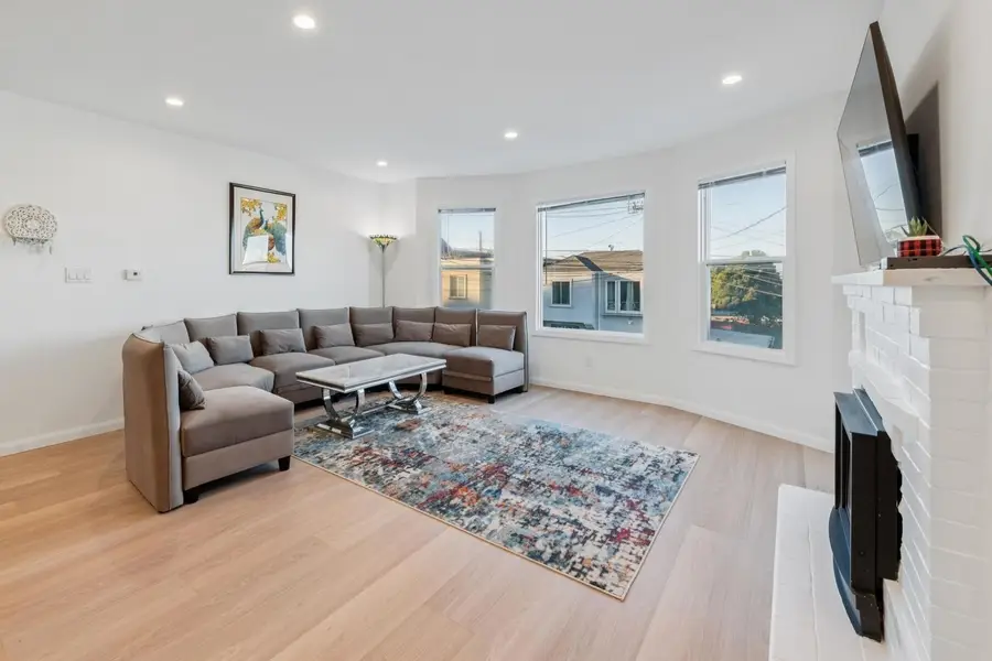 1119 Hanover ST, Daly City, CA 94014 - Image #2