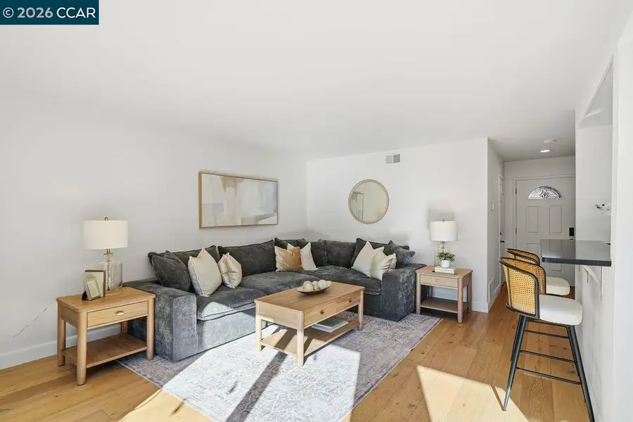 242 Ashley Cir, Danville, CA 94526 - Image #2