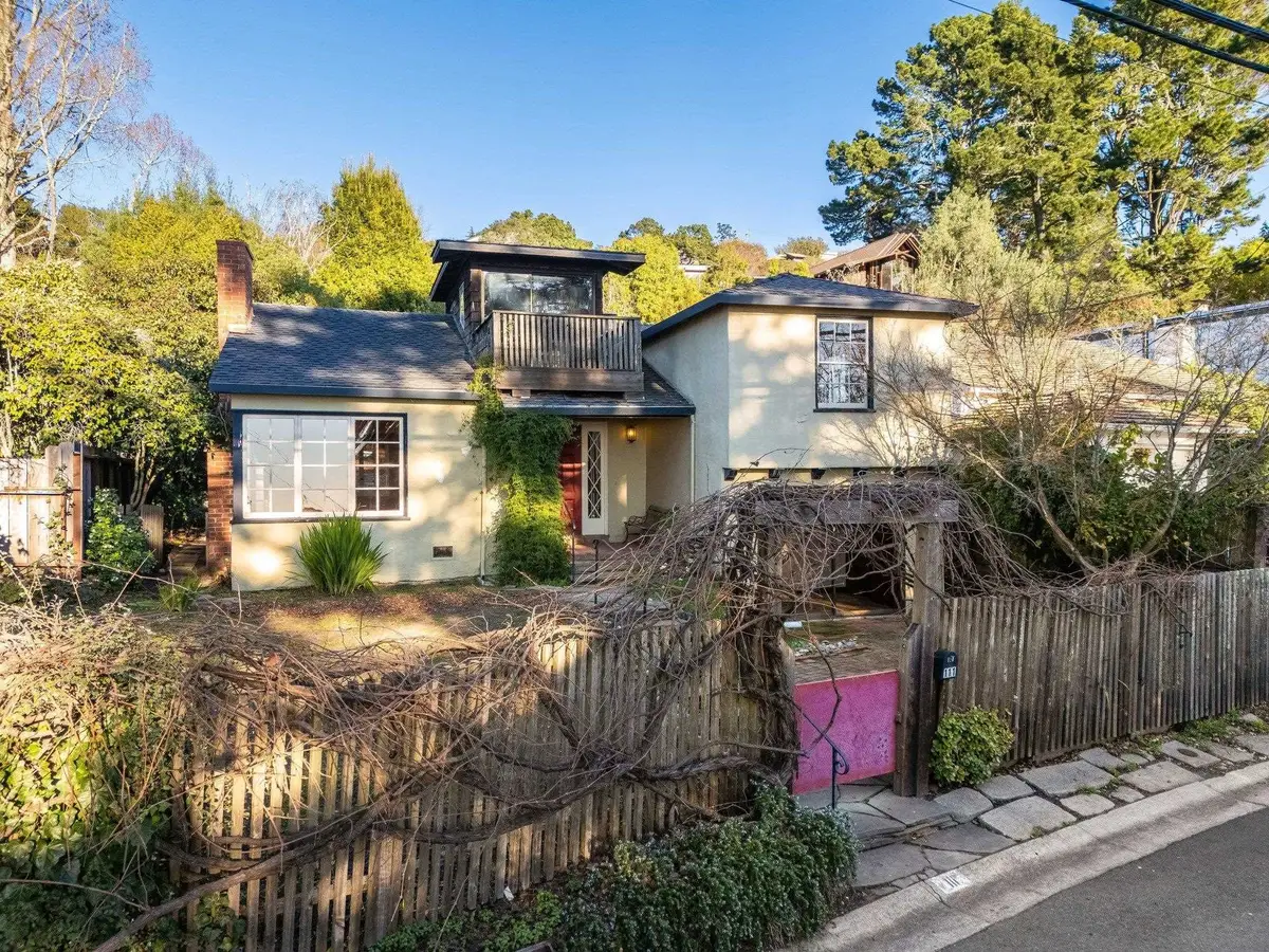 111 Fairlawn Dr, Berkeley, CA 94708 - Image #1