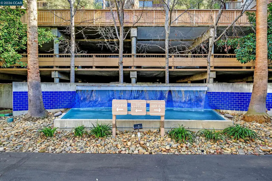 420 Civic Dr  #403, Walnut Creek, CA 94596 - Image #2