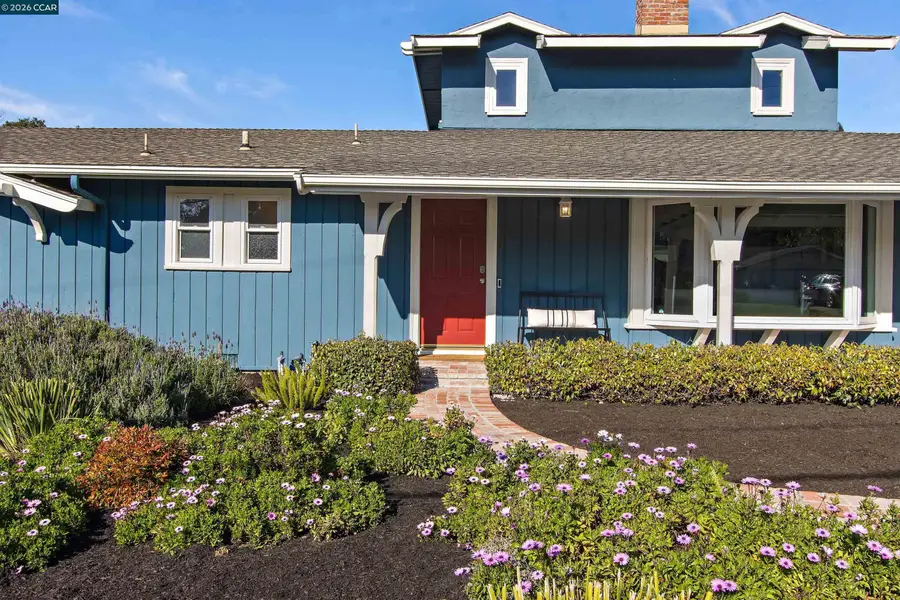 131 Donald Dr, Moraga, CA 94556 - Image #3