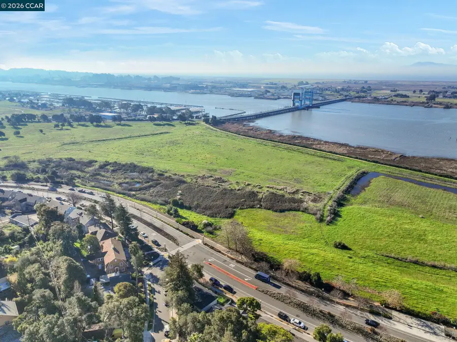 518 Wilson Ave, Vallejo, CA 94590 - Image #2