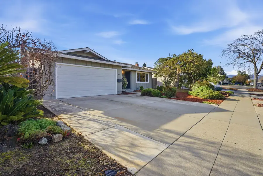 1594 Hallbrook Dr, San Jose, CA 95118 - Image #3