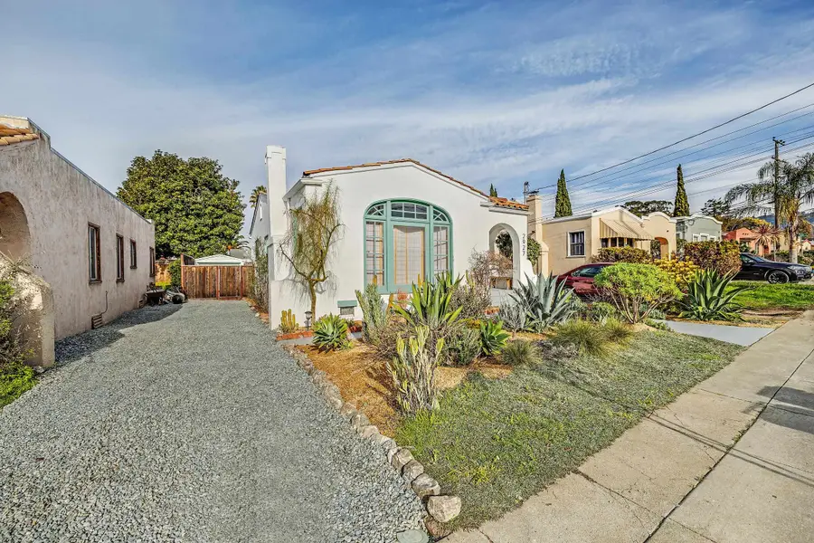 2927 Seminary Ave, Oakland, CA 94605 - #3