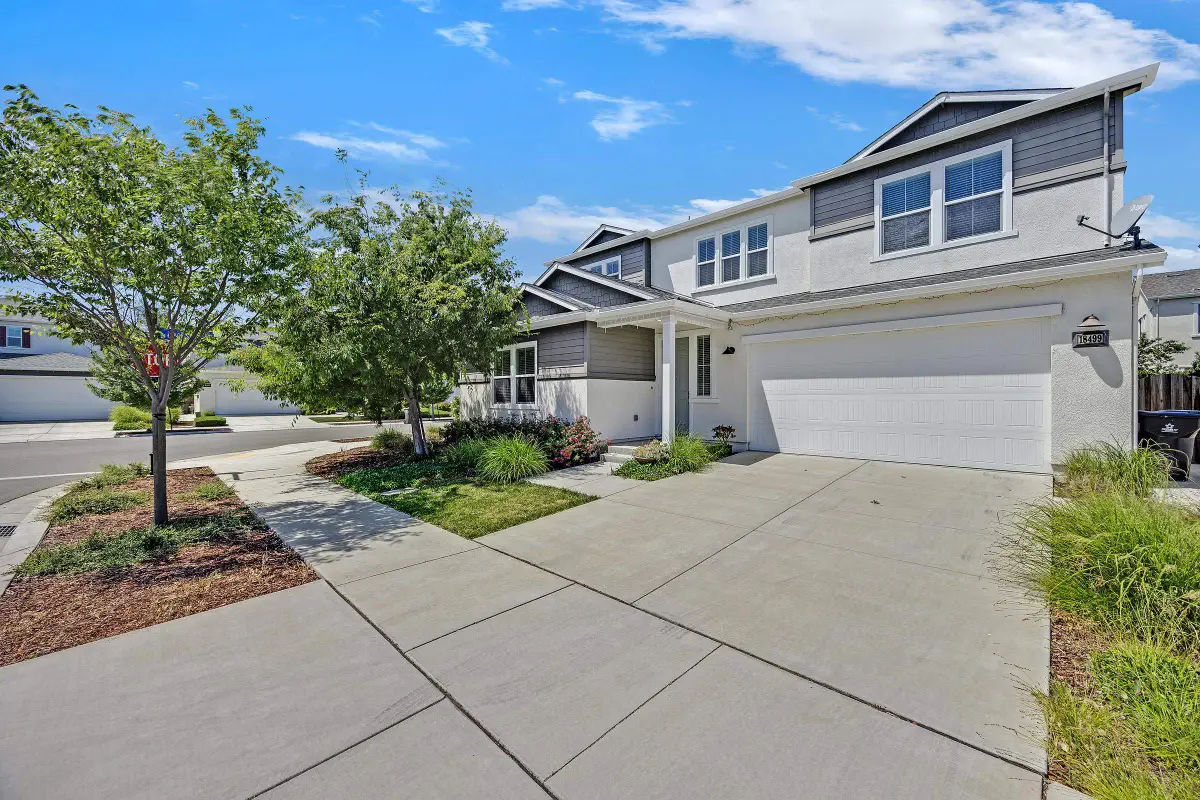 18499 Lewiston Dr, Lathrop, CA 95330 - Image #1