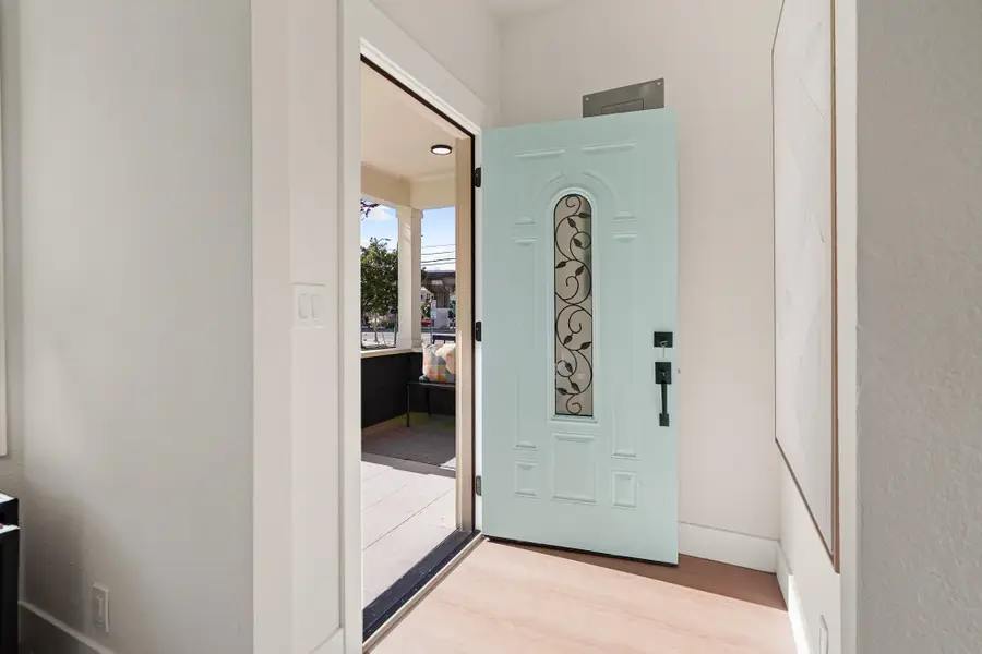 760 53Rd St, Oakland, CA 94609 - Image #2