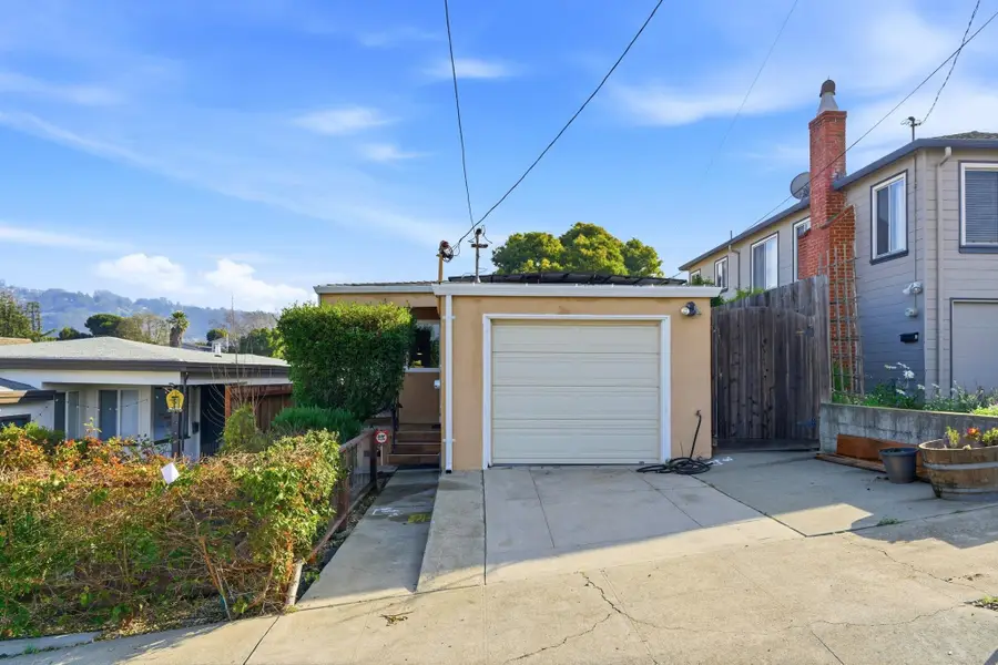 1342 57th St, Richmond, CA 94804 - Image #3