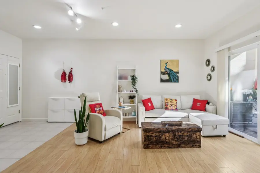 2255 Showers Dr  #111, Mountain View, CA 94040 - Image #3