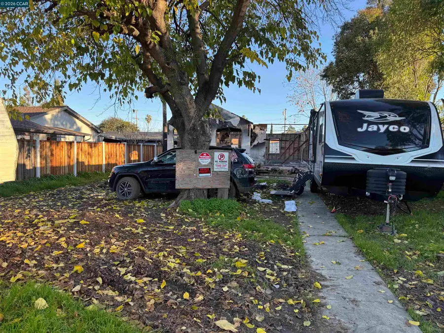 1860 Mayette Ave, Concord, CA 94520 - Image #2