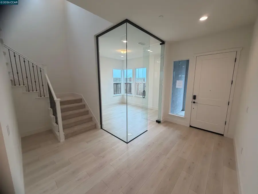 16113 Purdy Ct, Lathrop, CA 95330 - Image #2