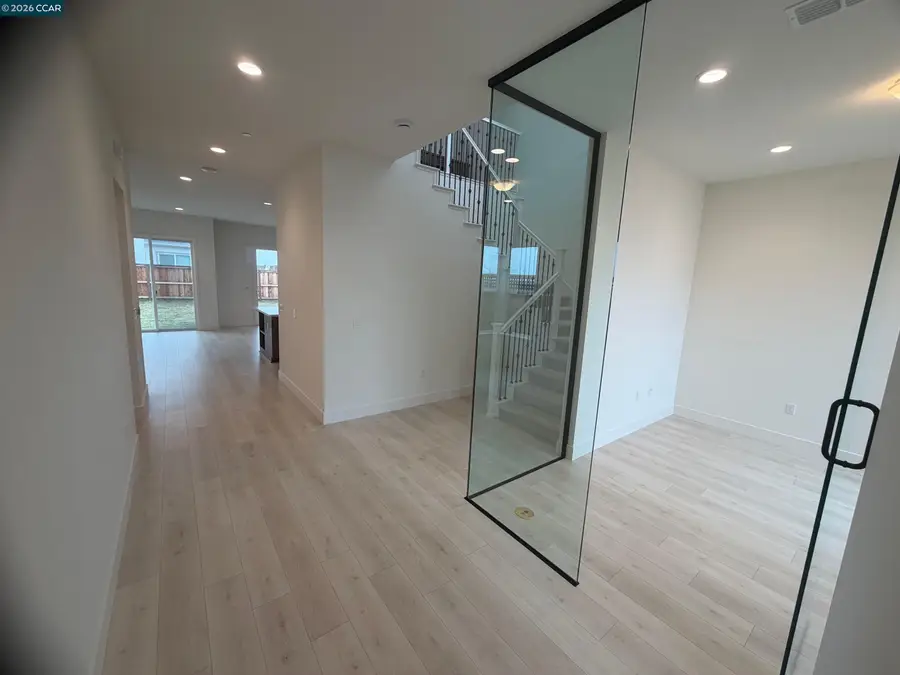 16113 Purdy Ct, Lathrop, CA 95330 - Image #3