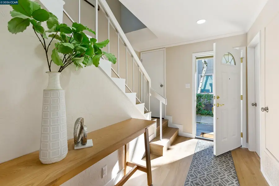 117 Ascot Ct  #A, Moraga, CA 94556 - Image #3