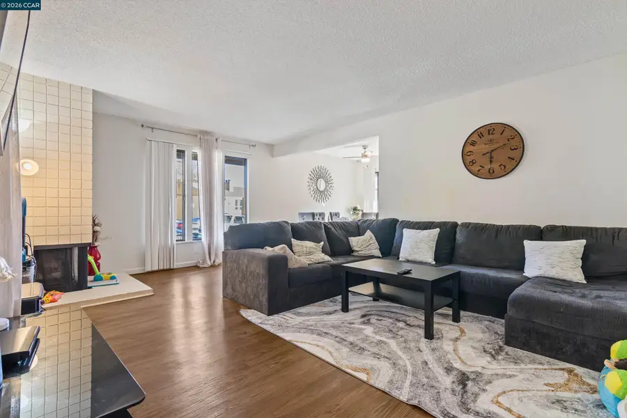 238-240 Camelback Rd, Pleasant Hill, CA 94523 - Image #3