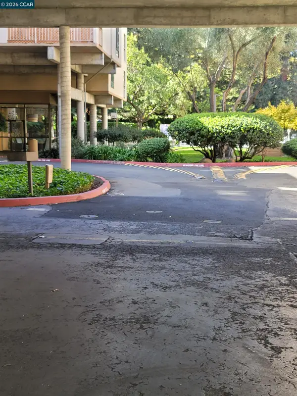 310 Civic Dr.  #315, WALNUT CREEK, CA 94597