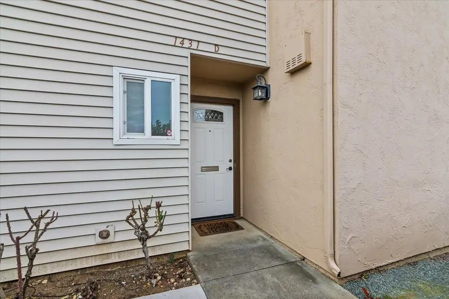 1431 Bel Air Dr  #D, Concord, CA 94521 - Image #3