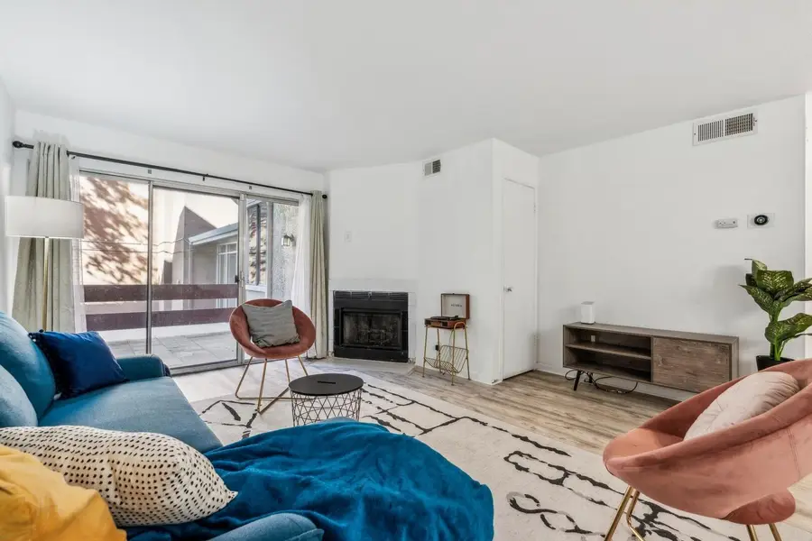 2121 Vale RD  #121, San Pablo, CA 94806 - Image #3