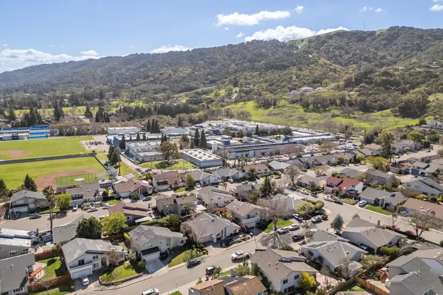 7758 Forsythia Ct, Pleasanton, CA 94588 - Image #3