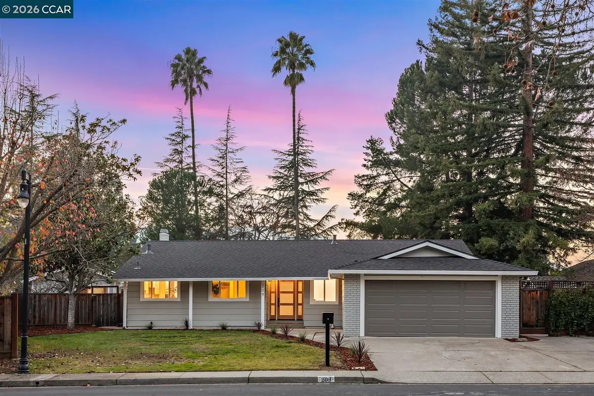 209 Farm Hill Ct, Danville, CA 94526 - Image #1