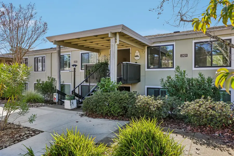 2101 Golden Rain Road  #11, Walnut Creek, CA 94595 - Image #3