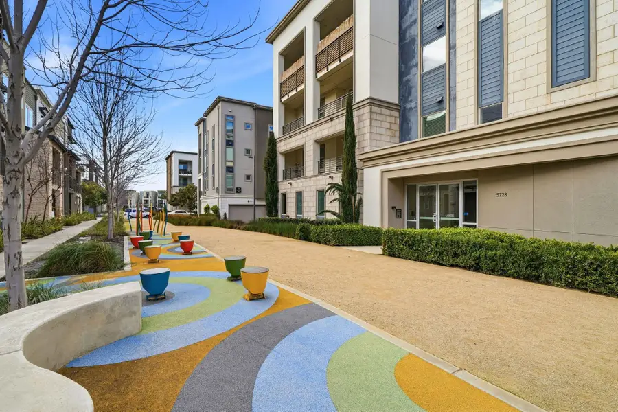 5728 Kemper Place  #401, Dublin, CA 94568 - Image #2