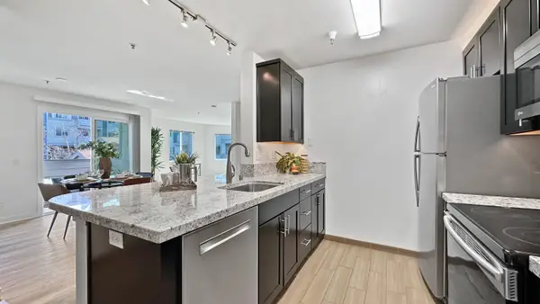 6400 Christie Avenue  #3202, EMERYVILLE, CA 94608