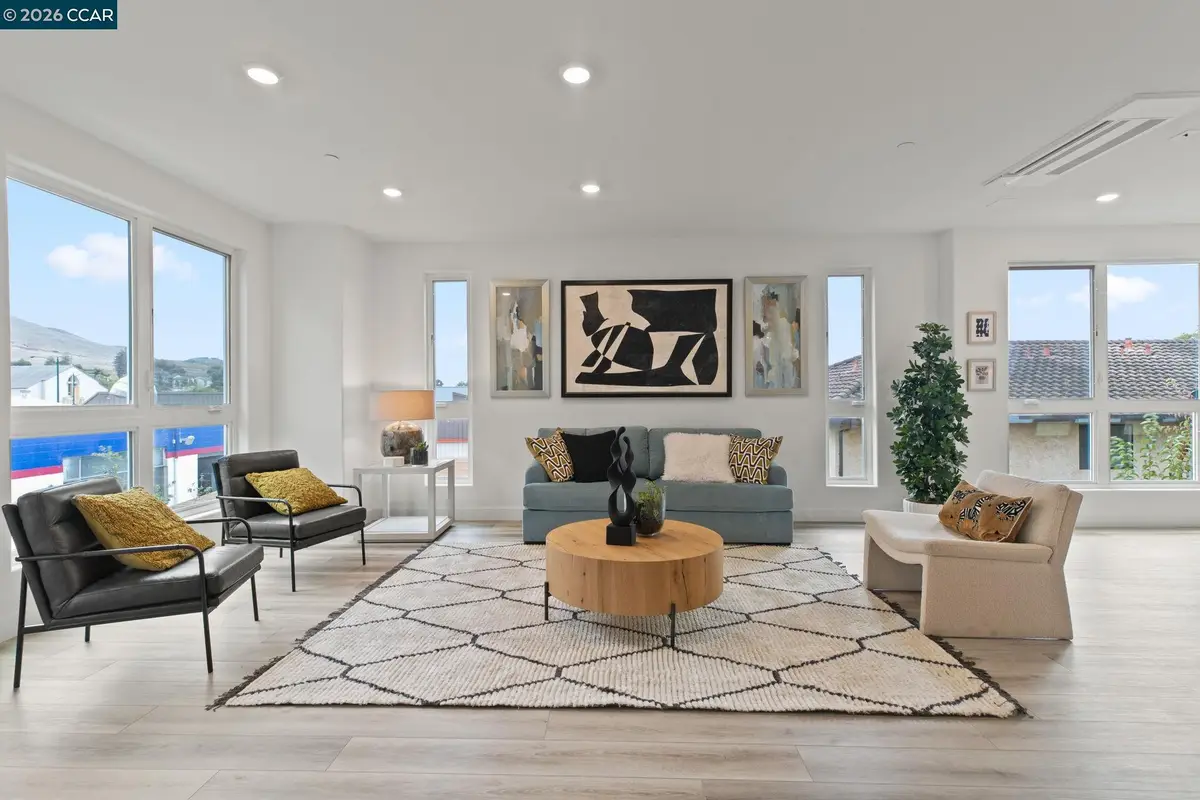 27277 Cosmo Ct, Hayward, CA 94544 - Image #1