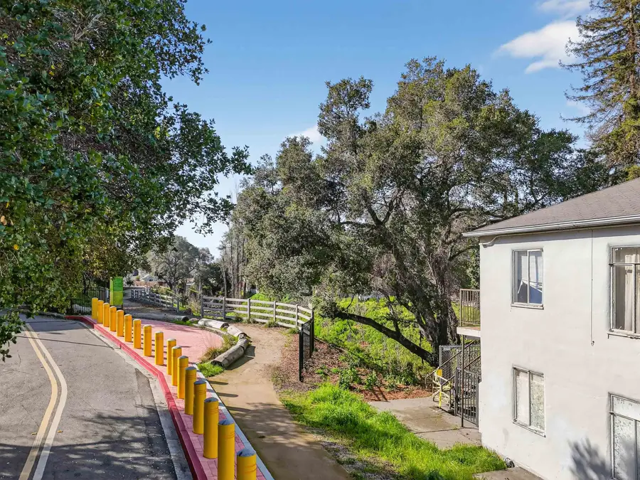 4343 Brookdale Ave, Oakland, CA 94601 - #3