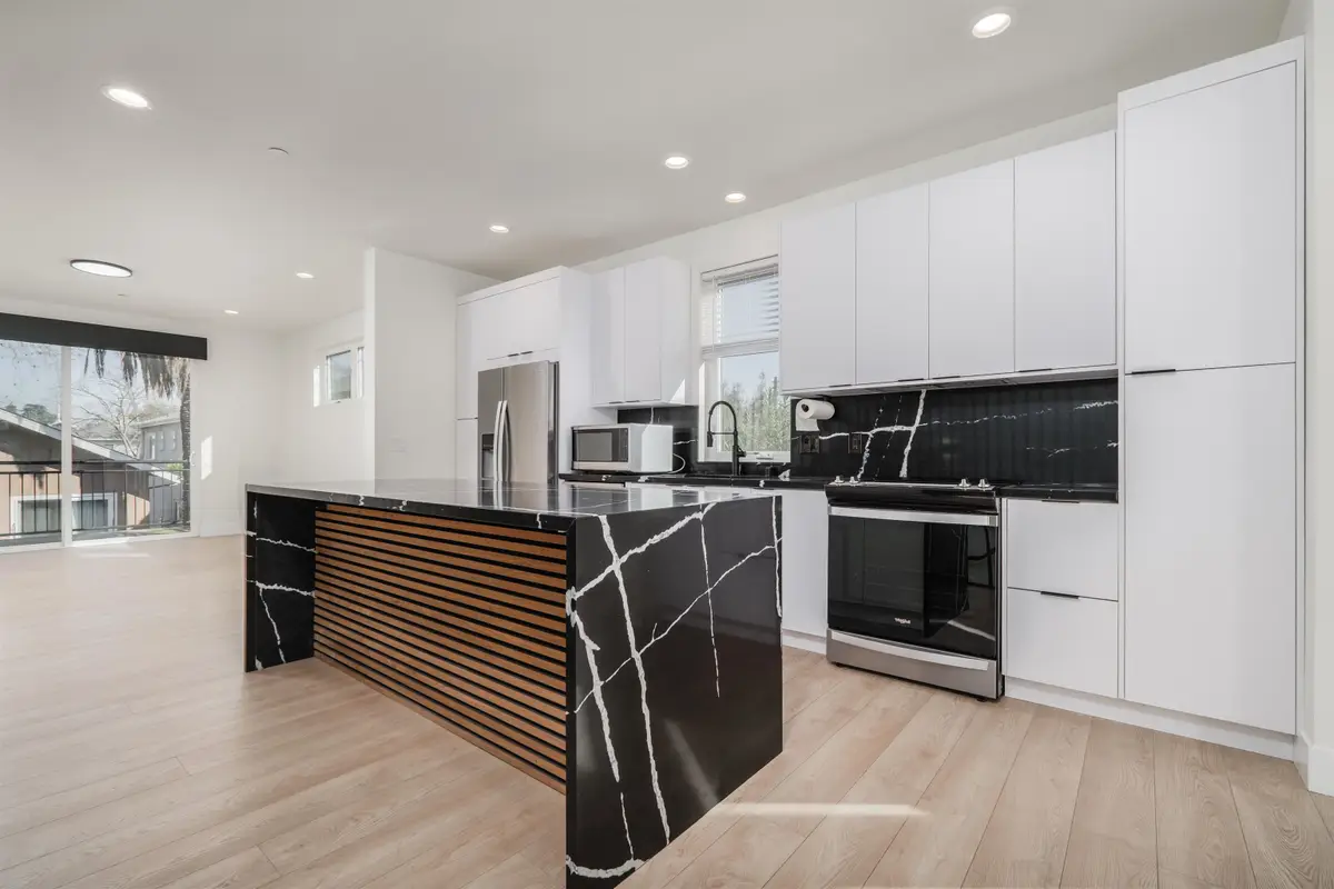 2715 Tomato Alley, Sacramento, CA 95818 - Image #1