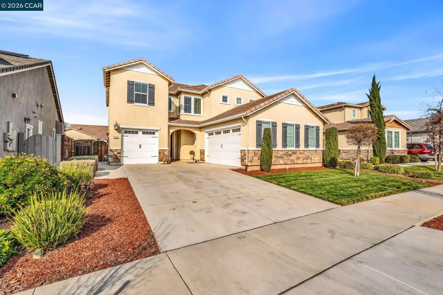 1881 Hartford Ct, Lathrop, CA 95330 - Image #2